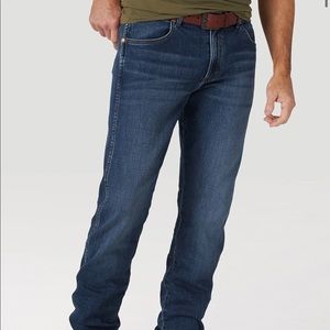 Men’s Wranglers Slim Straight Jeans